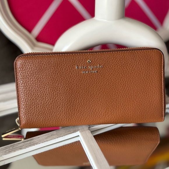 Kate Spade Brown Leather Zip Around Long Wallet - Picture 1 of 6